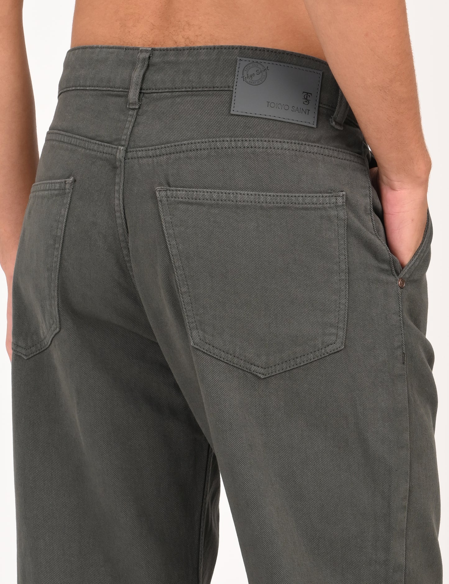 Mid Grey Colored Loose Fit Denim Jeans