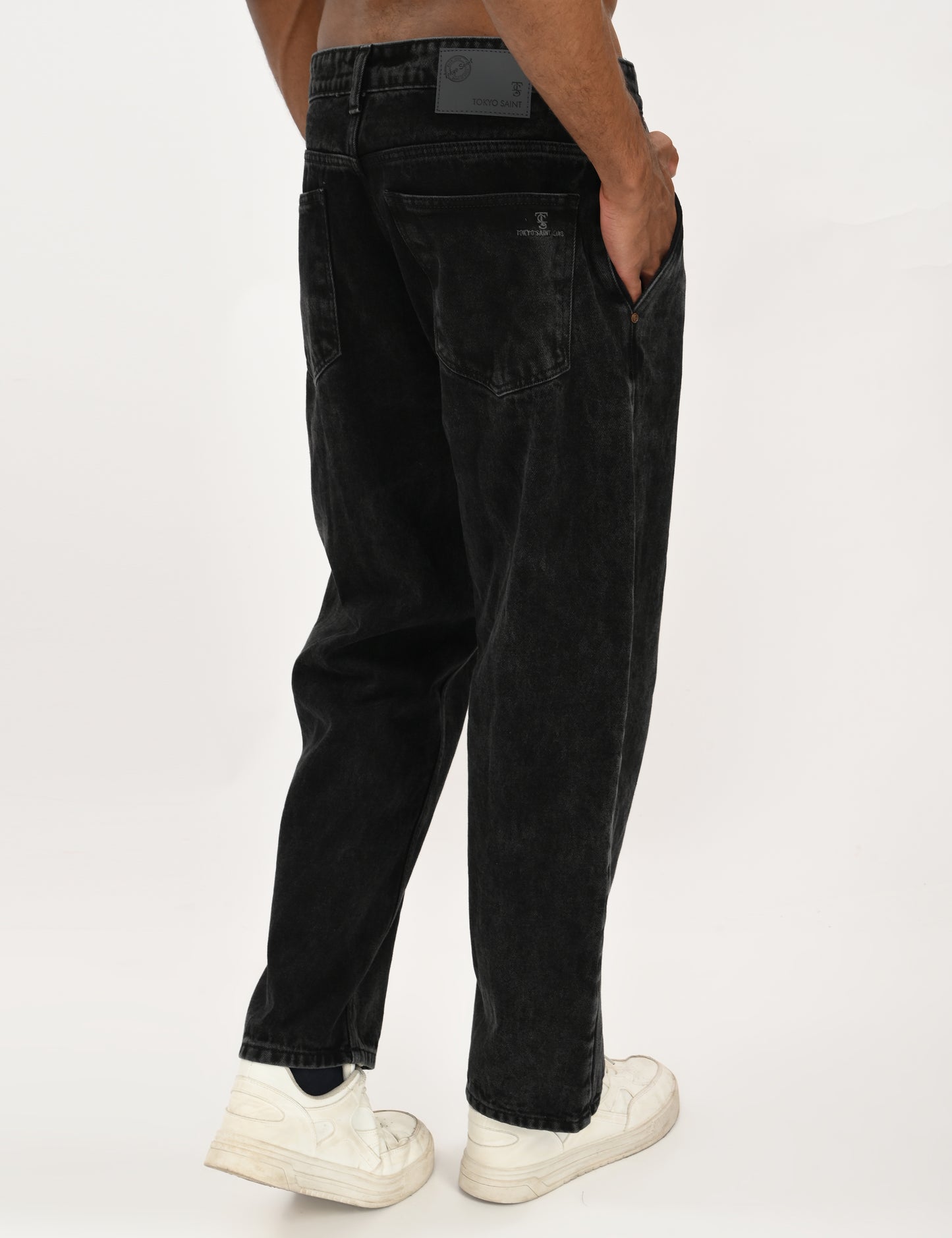 Black- Premium Loose Fit Denim Jeans